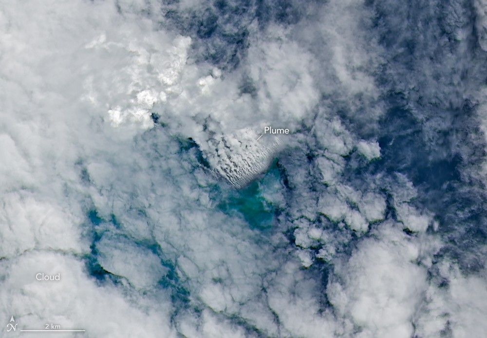 New Eruption in the Bismarck Sea