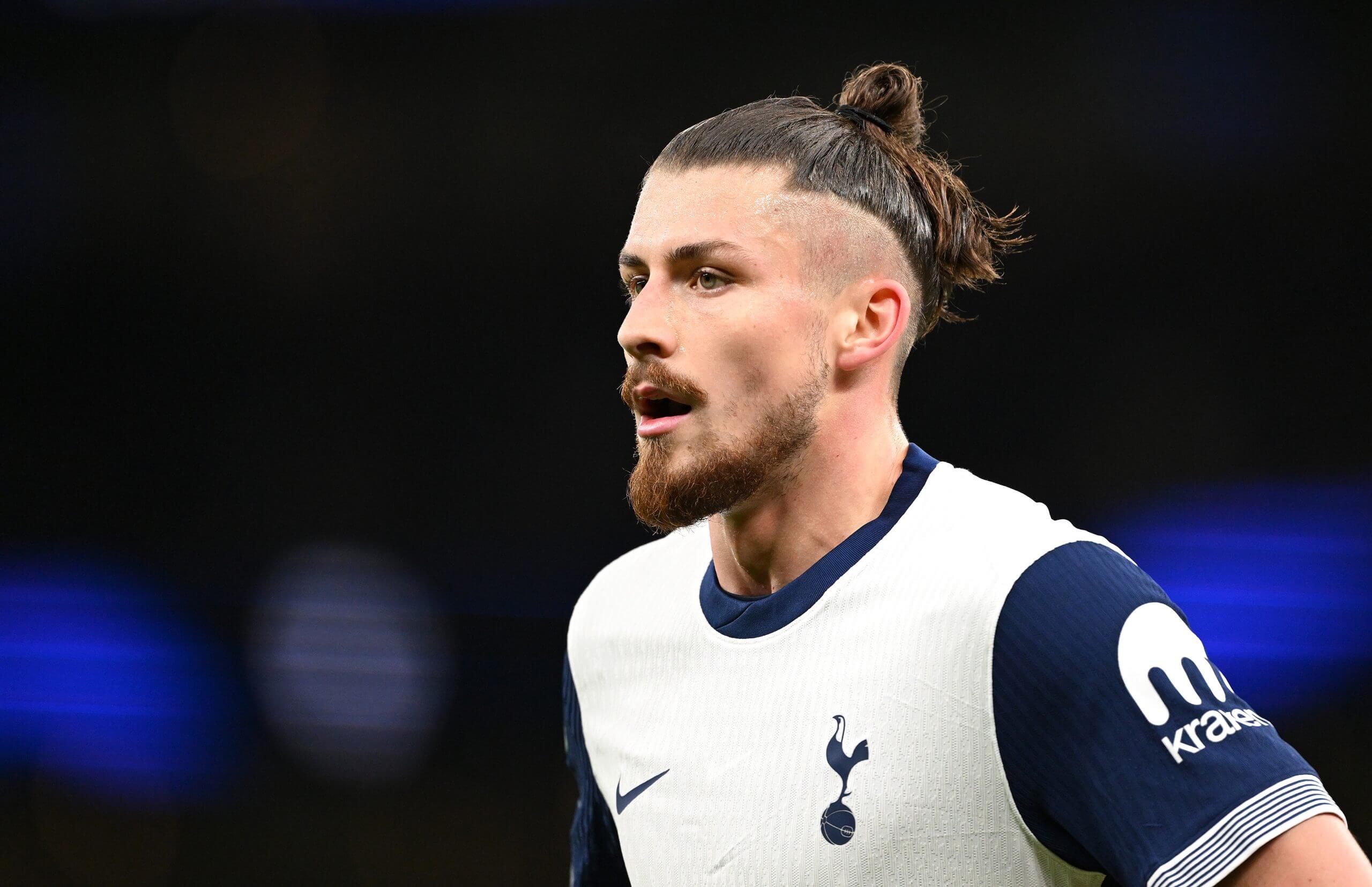 Tottenham's Radu Dragusin set to join Fiorentina on season-long loan