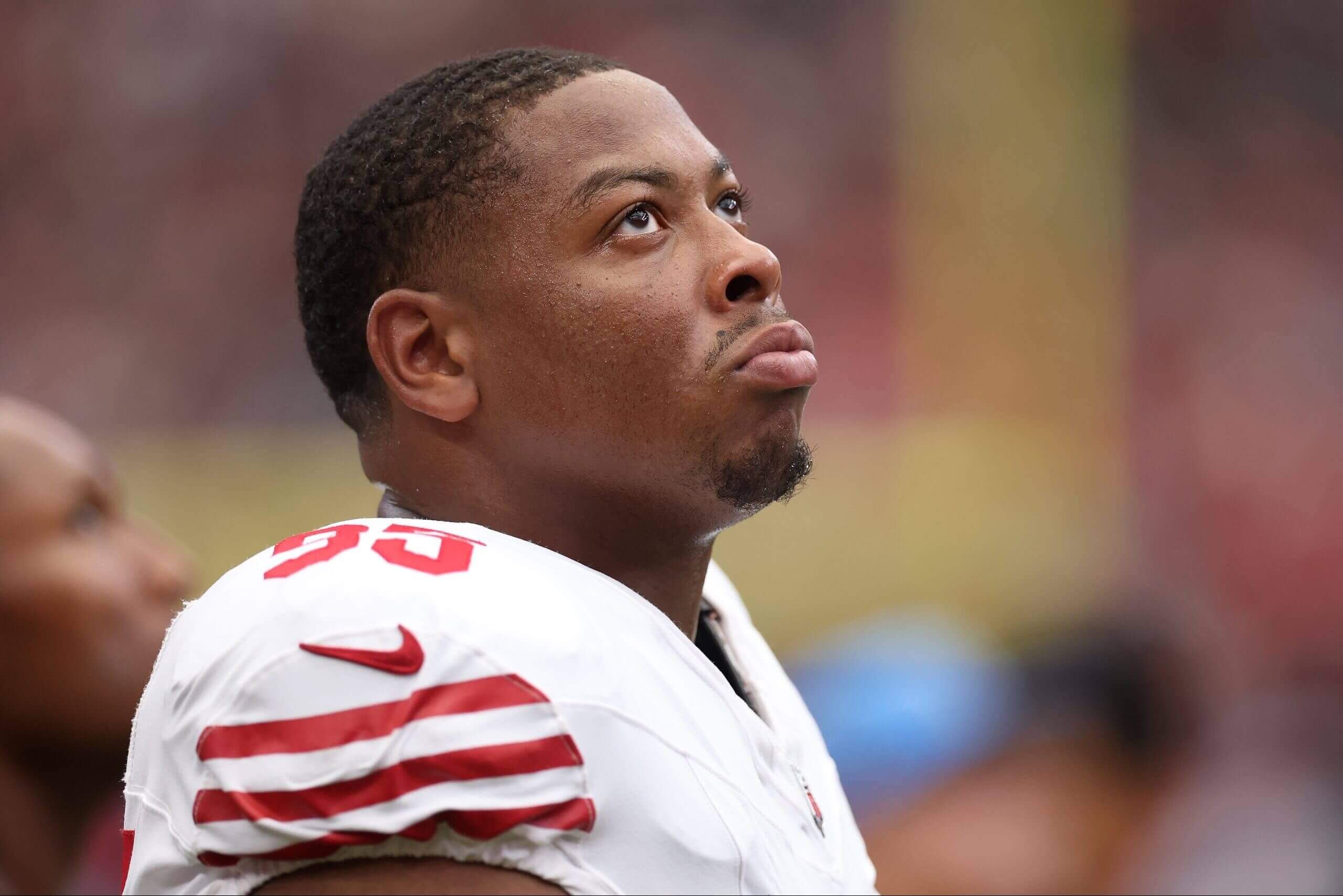 49ers' Alfred Collins out for season after tearing patellar tendon at practice