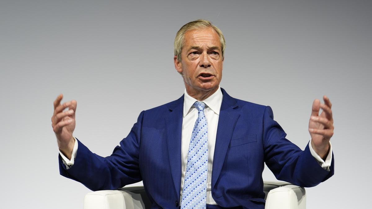 U.K.'s Farage referred to standards watchdog after new report of undeclared benefits