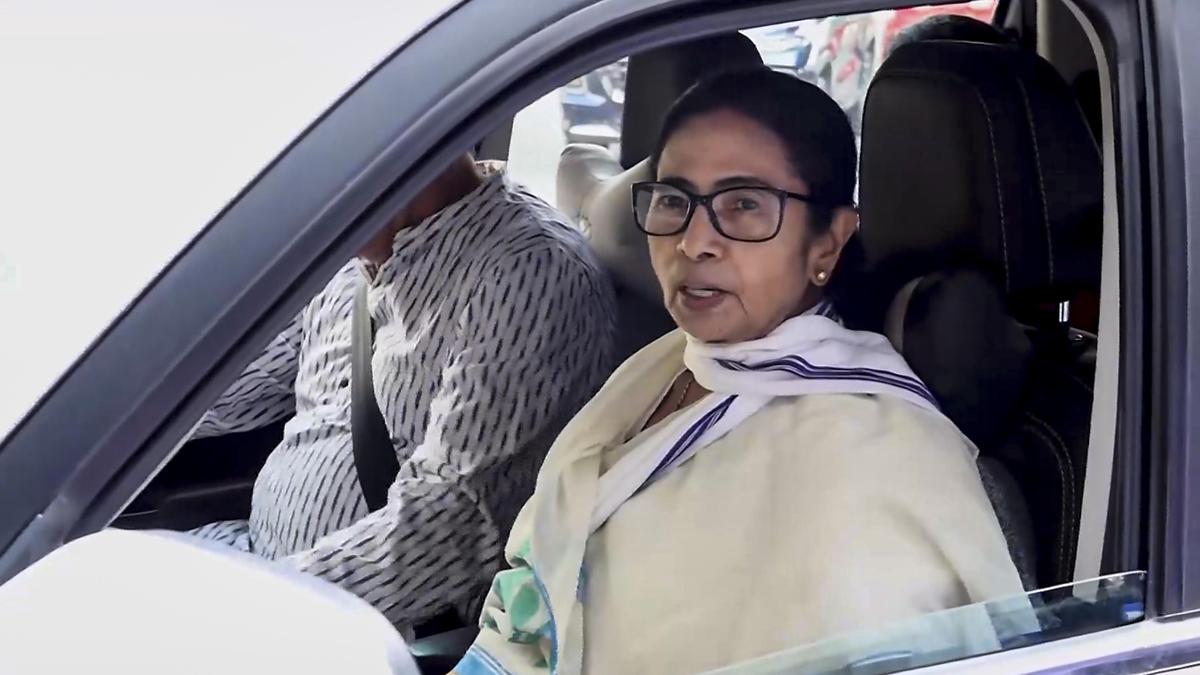 Mamata in Delhi to participate in INDIA bloc meetings, Suvendu takes a dig