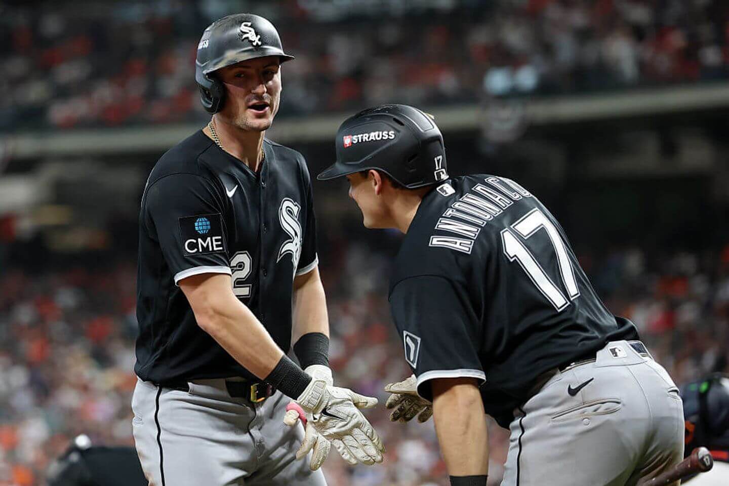 MLB Wild Card Series scores, live updates: White Sox dominating Astros, Red Sox-Yankees to come